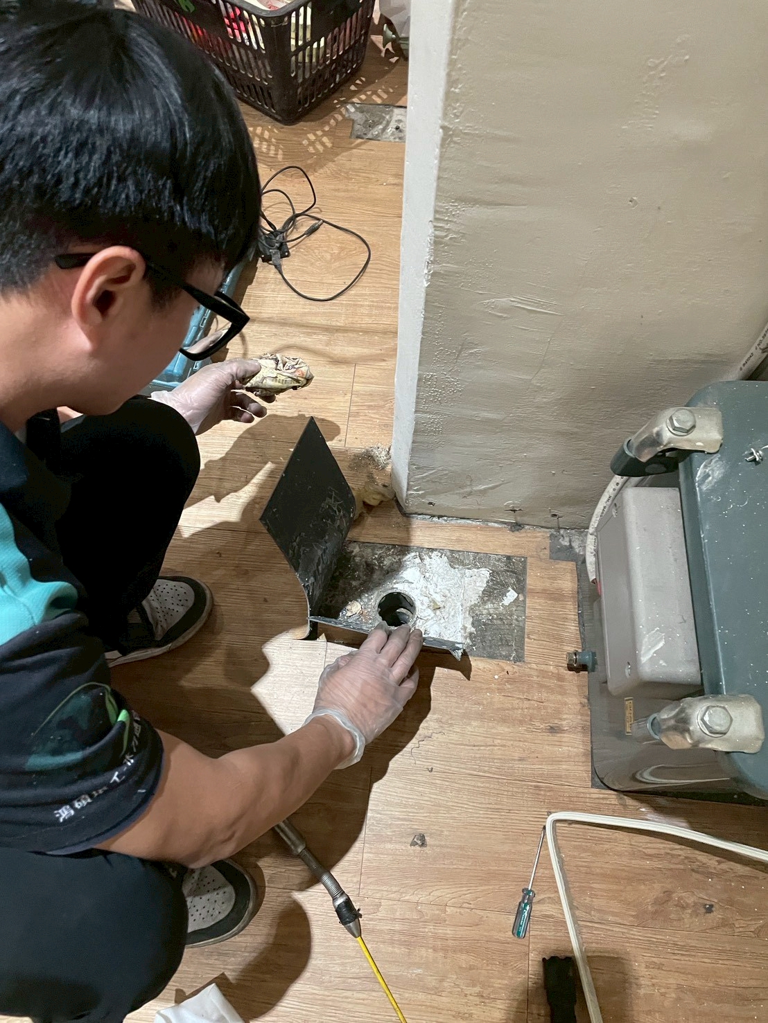桃園市桃園區經國家樂福｜賣場排水管線內視鏡檢測案例-檢測中