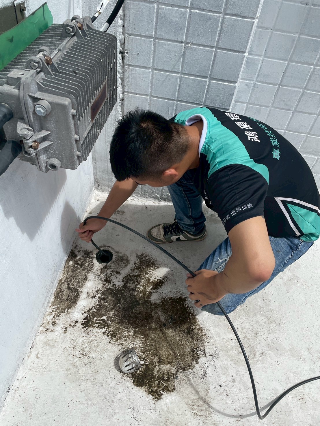 1140723五福華廈頂樓地排洗管完工-施工中