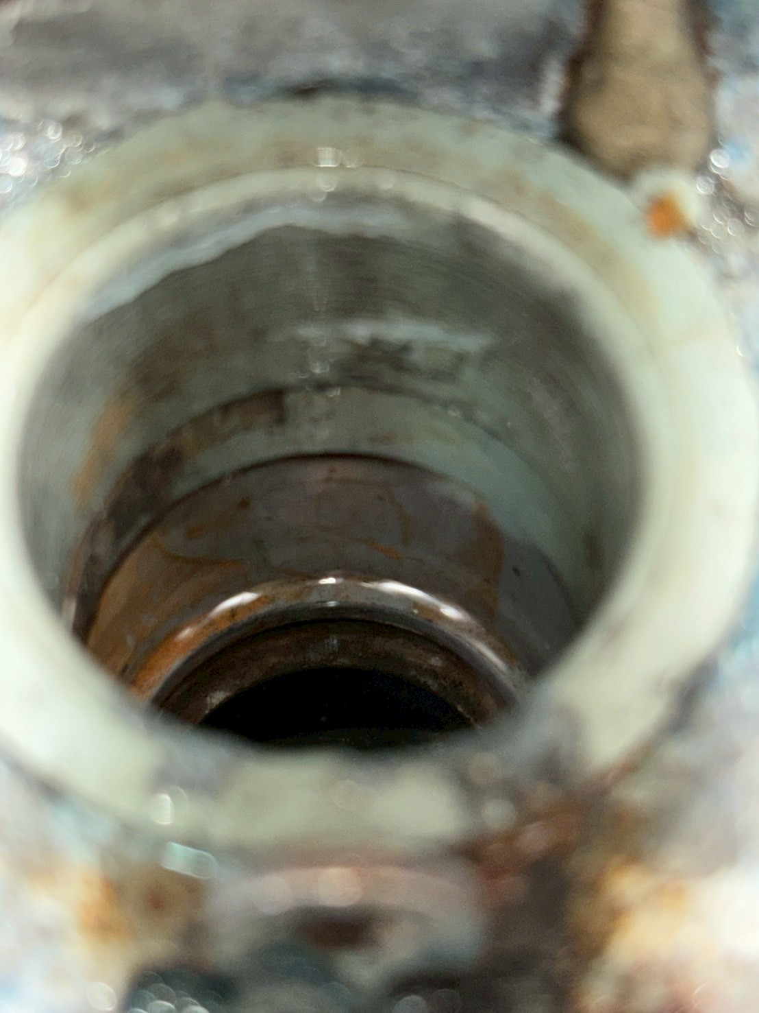 1141028住宅維修服務案例：東森山莊地面與冷氣排水止漏工程