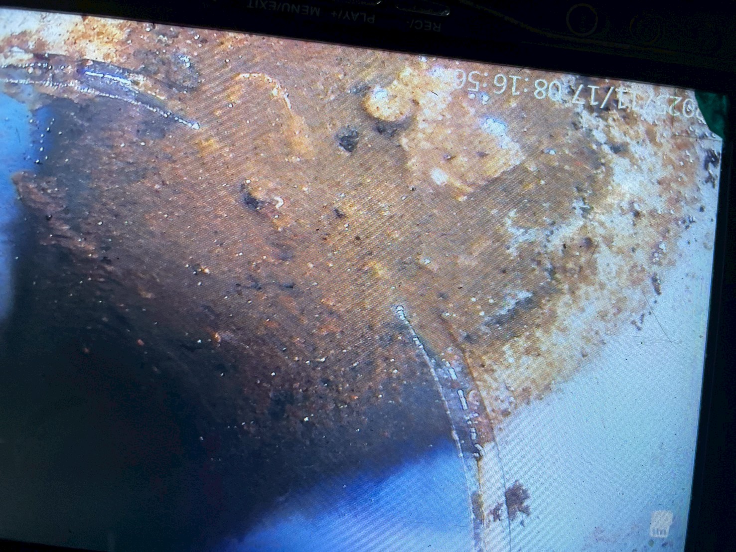 鼎藏光明 114/11/17、114/11/26 B1 汙廢水水刀洗管案例