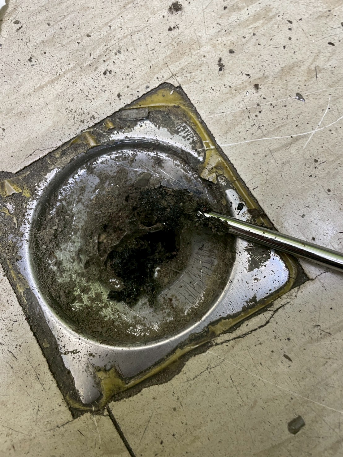 114/10/24聲遠（技嘉）一樓地排水刀洗管服務案例